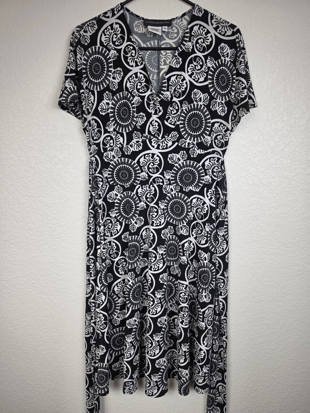 Donna Morgan Black White Floral Dress Size 10